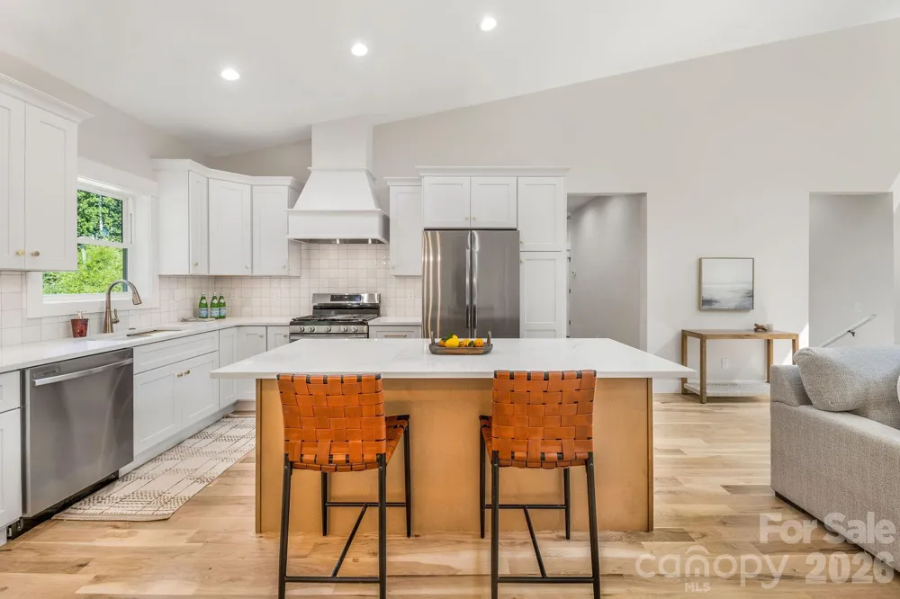 447 Blooming Laurel Drive Hendersonville, NC 28792