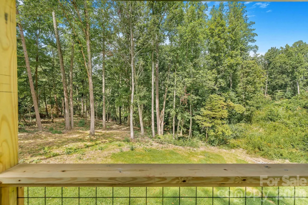 447 Blooming Laurel Drive Hendersonville, NC 28792