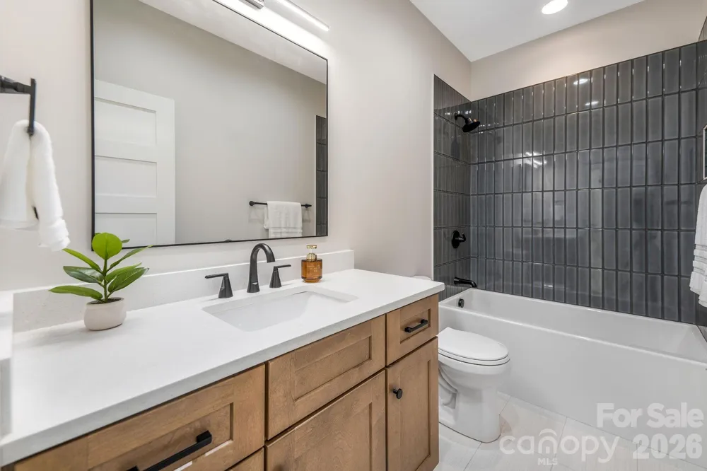 447 Blooming Laurel Drive Hendersonville, NC 28792