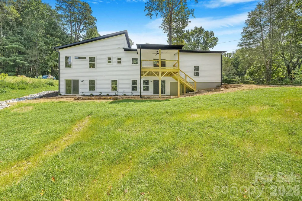 447 Blooming Laurel Drive Hendersonville, NC 28792