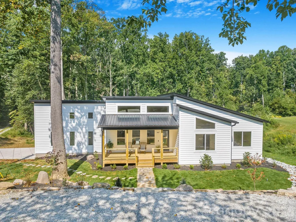 447 Blooming Laurel Drive Hendersonville, NC 28792