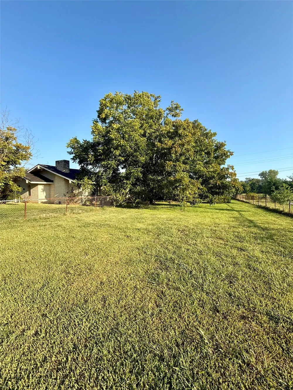 701 W 9TH STREET Clarksville, TX 75426