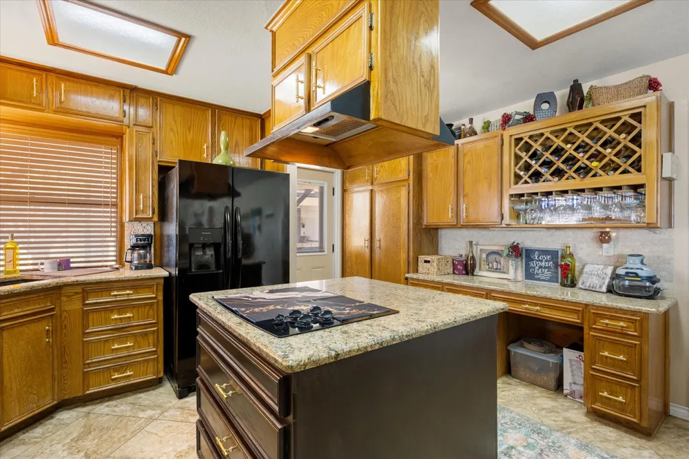 2537 Forest Park Drive Granbury, TX 76048