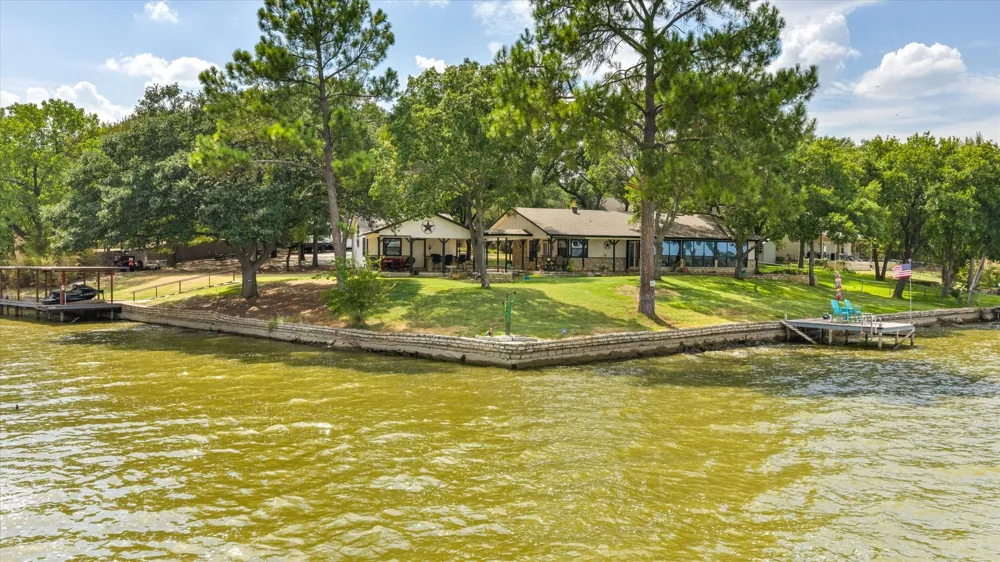 2537 Forest Park Drive Granbury, TX 76048