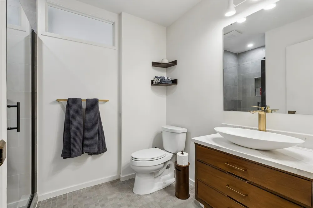 11008 Quail Run Street Dallas, TX 75238