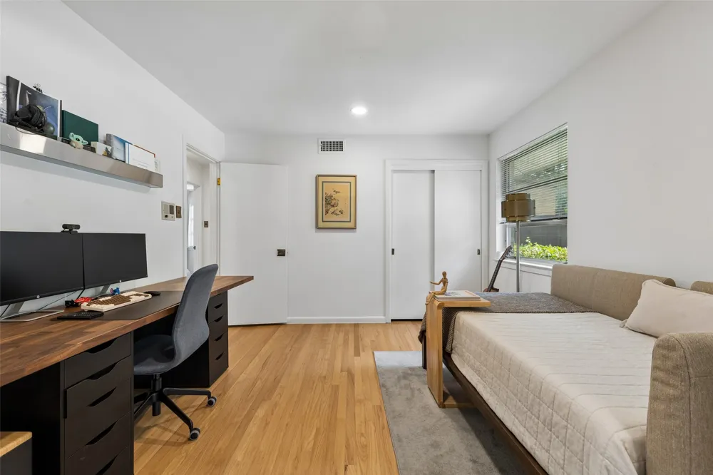 11008 Quail Run Street Dallas, TX 75238