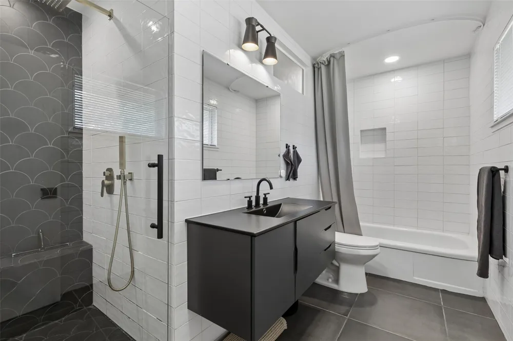 11008 Quail Run Street Dallas, TX 75238