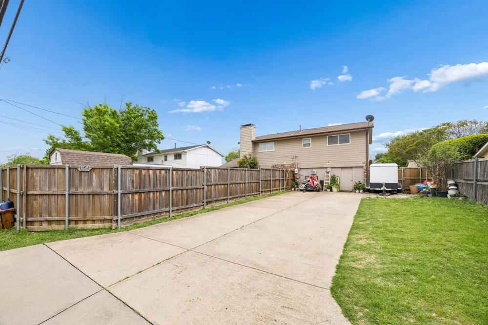 2417 Laurel Lane Plano, TX 75074