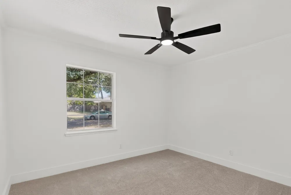 516 Clover Lane Garland, TX 75043