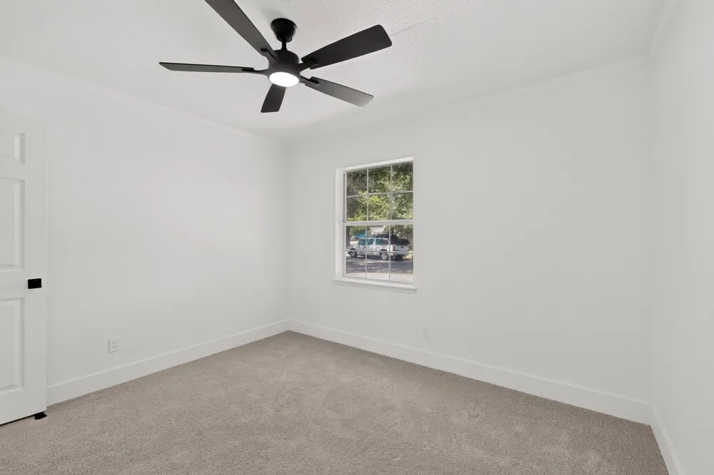 516 Clover Lane Garland, TX 75043