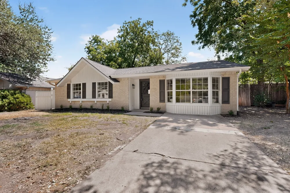 516 Clover Lane Garland, TX 75043
