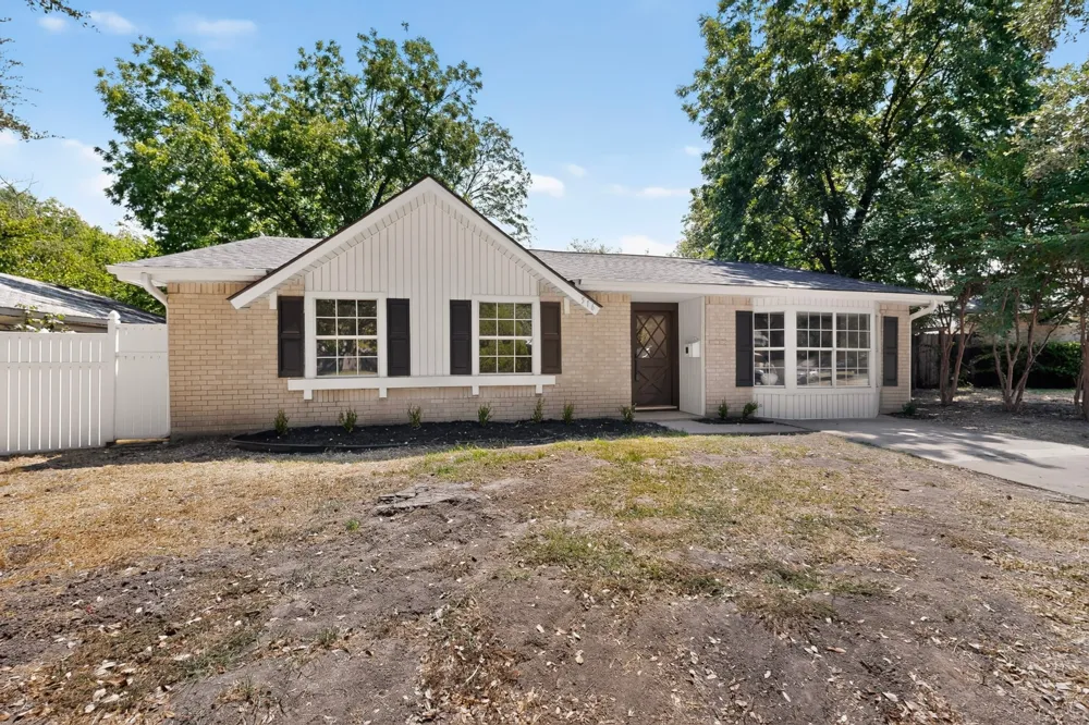 516 Clover Lane Garland, TX 75043