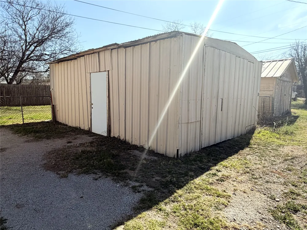 1211 W 12th Street Cisco, TX 76437