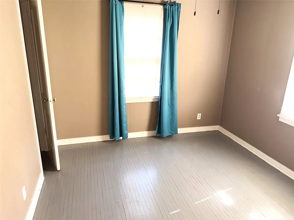 1211 W 12th Street Cisco, TX 76437