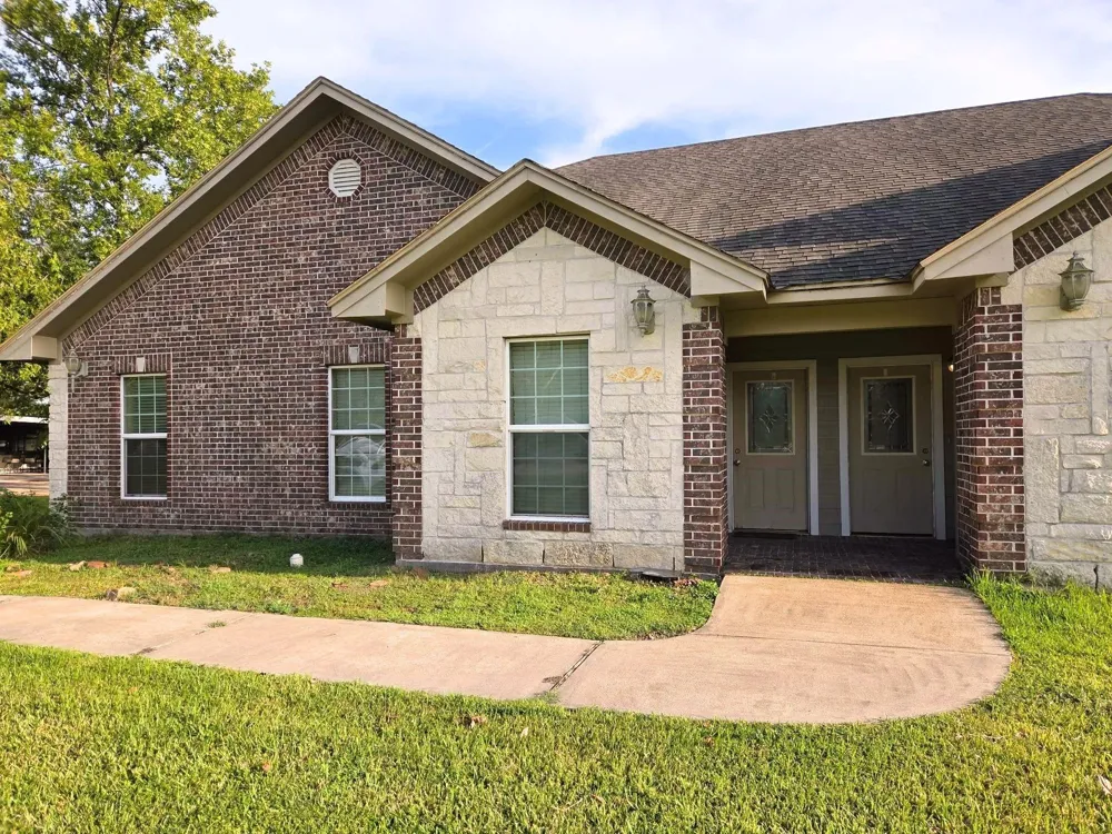 928 Runneburg Road Crosby, TX 77532