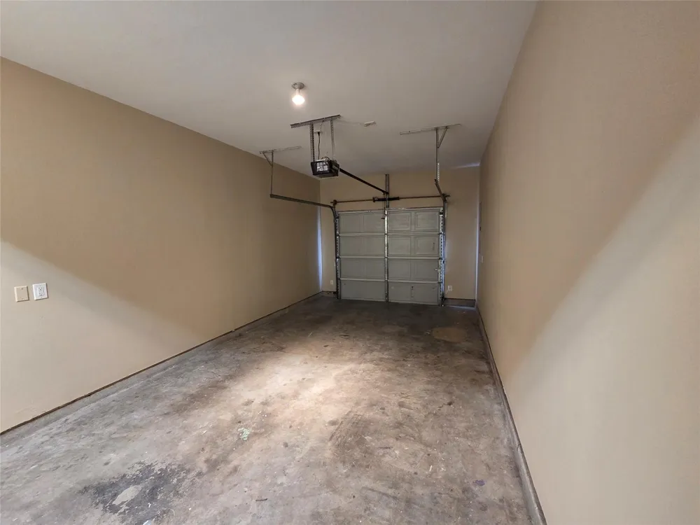 928 Runneburg Road Crosby, TX 77532