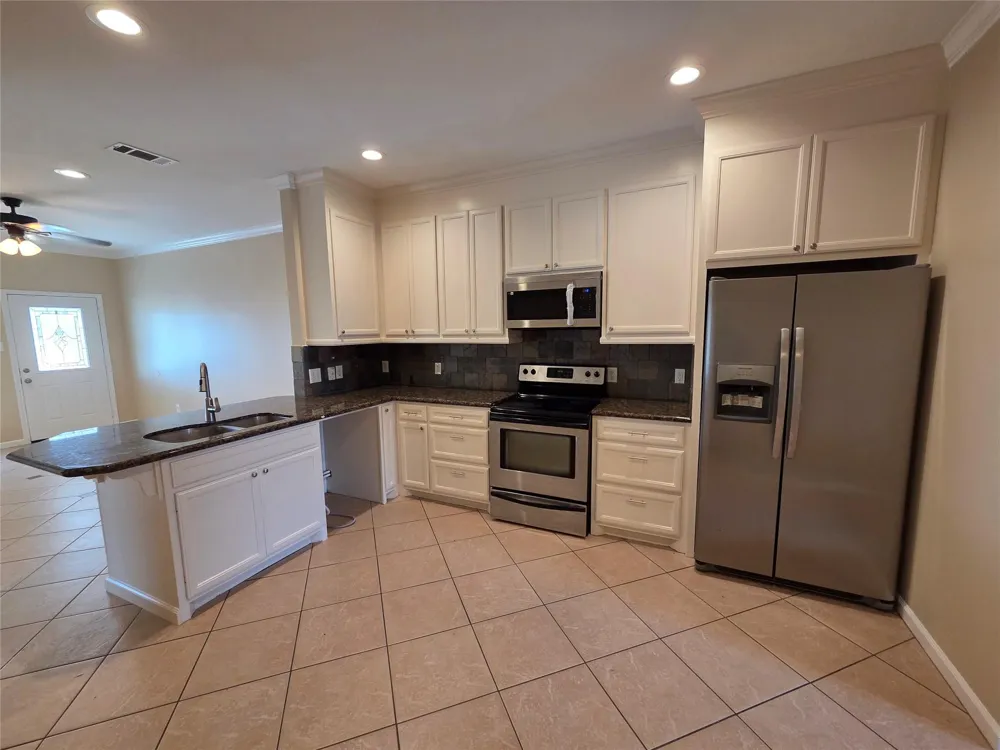 928 Runneburg Road Crosby, TX 77532