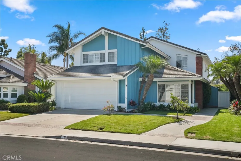 18 Timbergate Irvine, CA 92614
