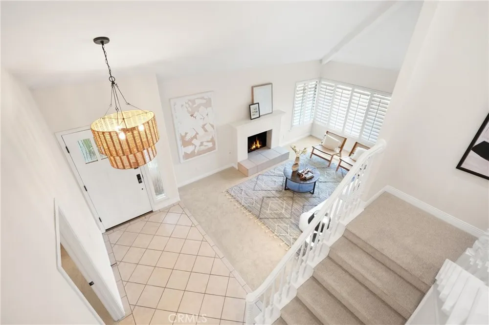 18 Timbergate Irvine, CA 92614