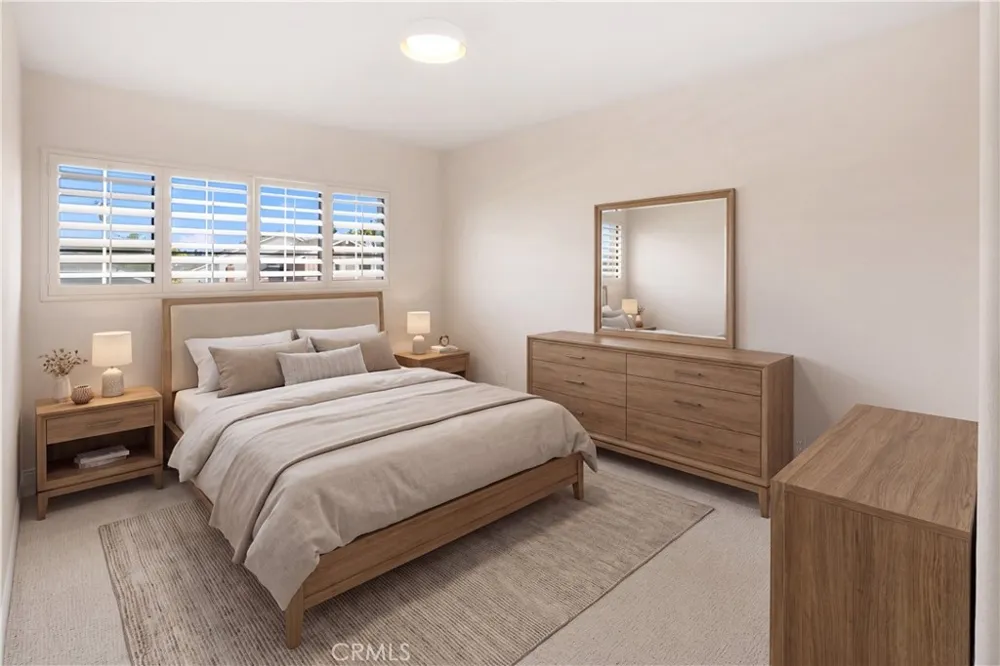 18 Timbergate Irvine, CA 92614