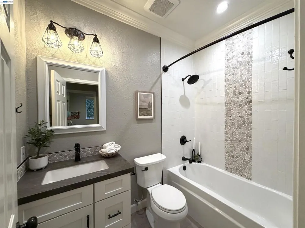 6492 Altamar Cir Livermore, CA 94551
