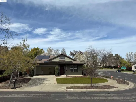 6492 Altamar Cir