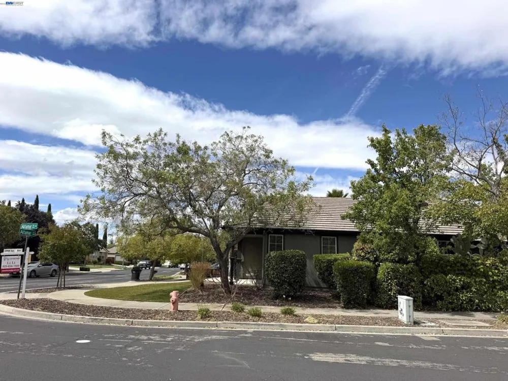 6492 Altamar Cir Livermore, CA 94551