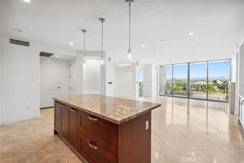 5064 Scholarship Irvine, CA 92612