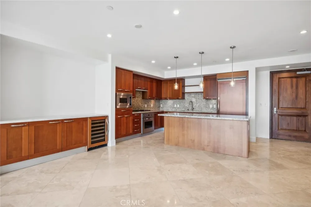 5064 Scholarship Irvine, CA 92612