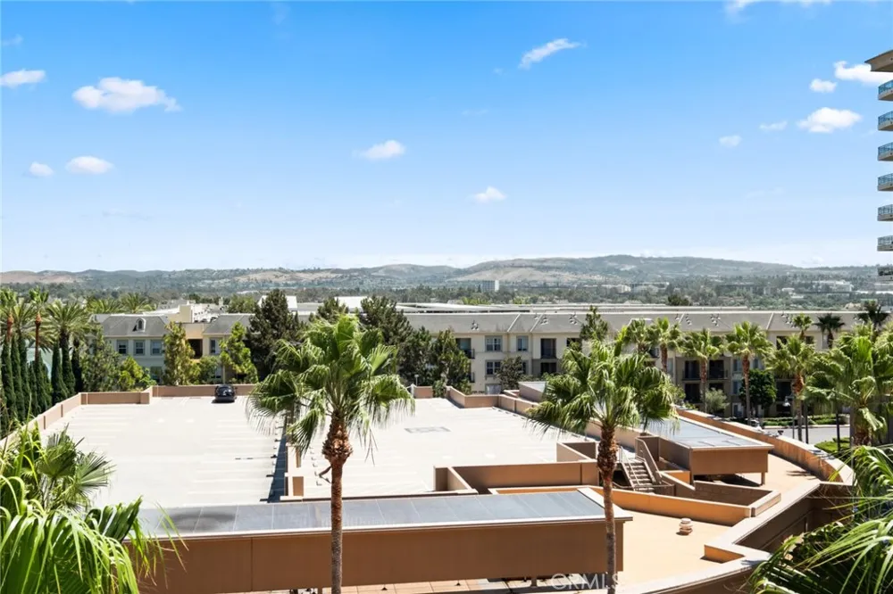 5064 Scholarship Irvine, CA 92612