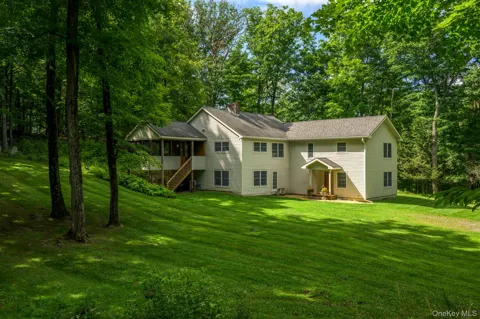 219 Roche Drive