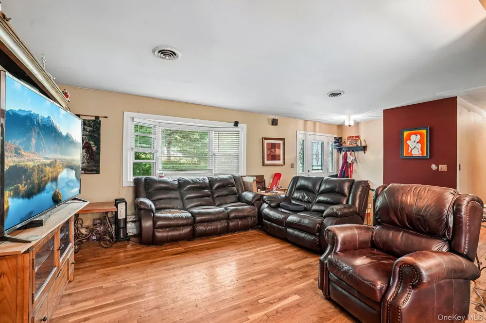 14 Helms Hill Road Washingtonville, NY 10992