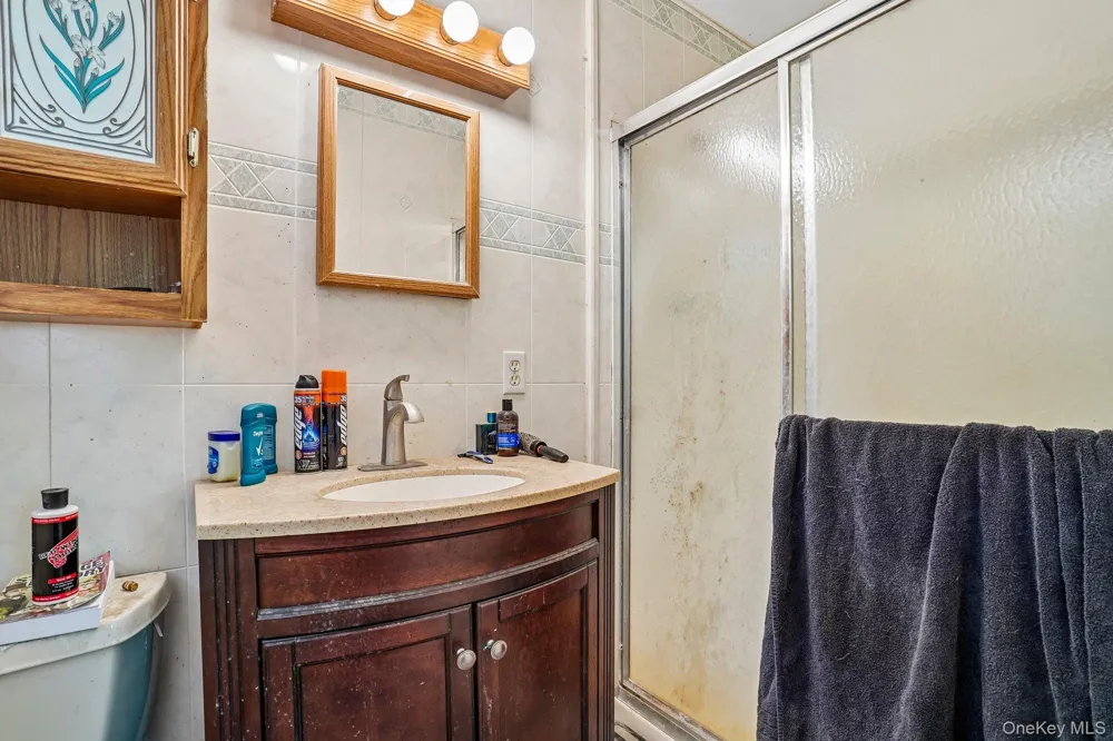 14 Helms Hill Road Washingtonville, NY 10992