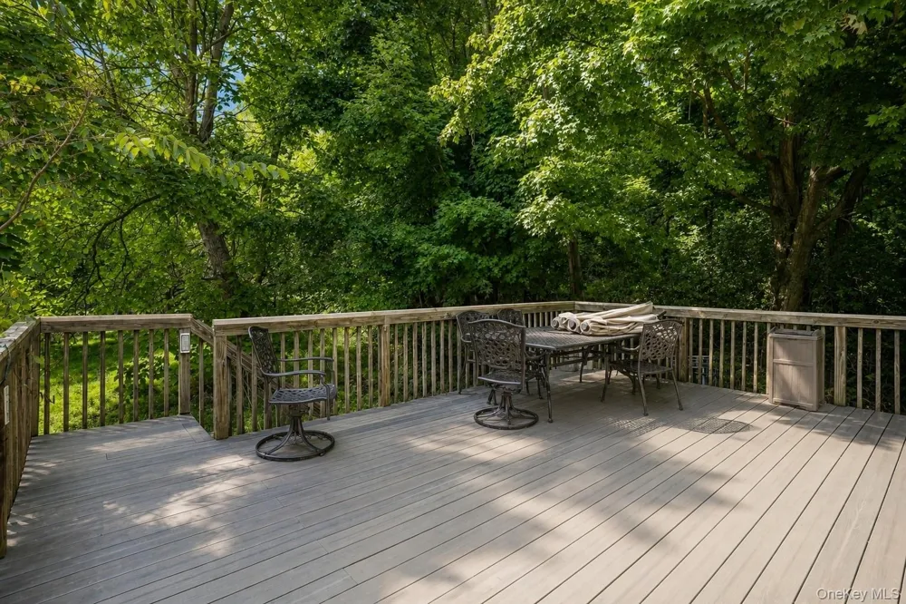 14 Helms Hill Road Washingtonville, NY 10992