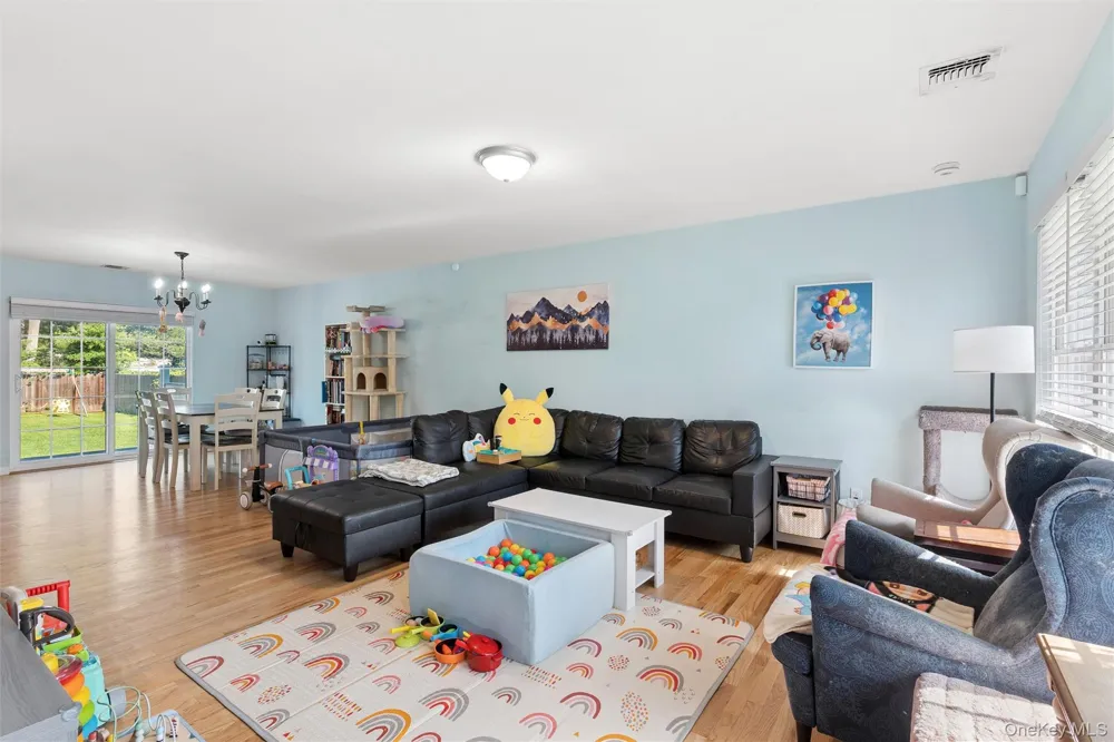 17 Robinwood Street Mastic, NY 11950