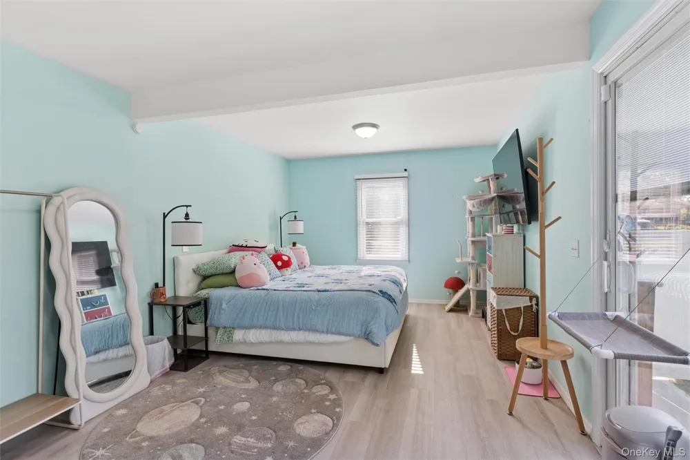 17 Robinwood Street Mastic, NY 11950