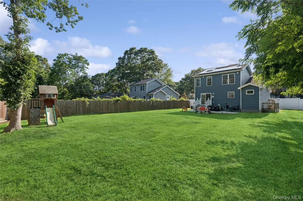 17 Robinwood Street Mastic, NY 11950