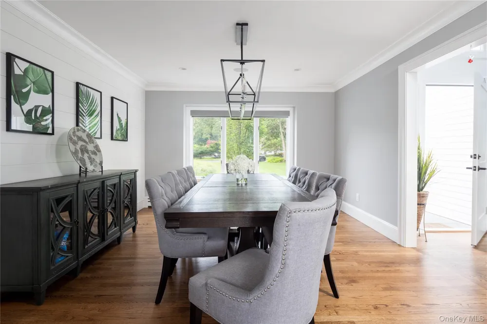 37 Soundview Drive Shoreham, NY 11786