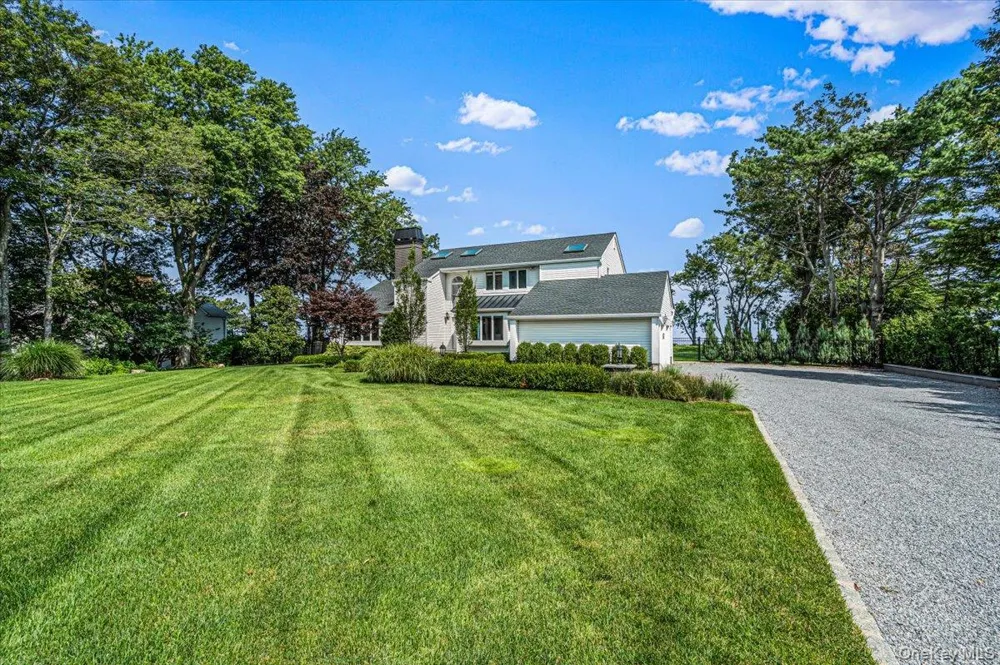 37 Soundview Drive Shoreham, NY 11786
