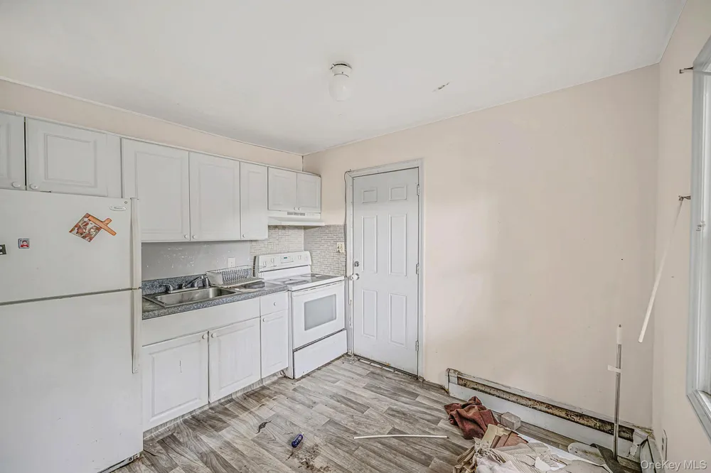 440 Clayton Street Central Islip, NY 11722