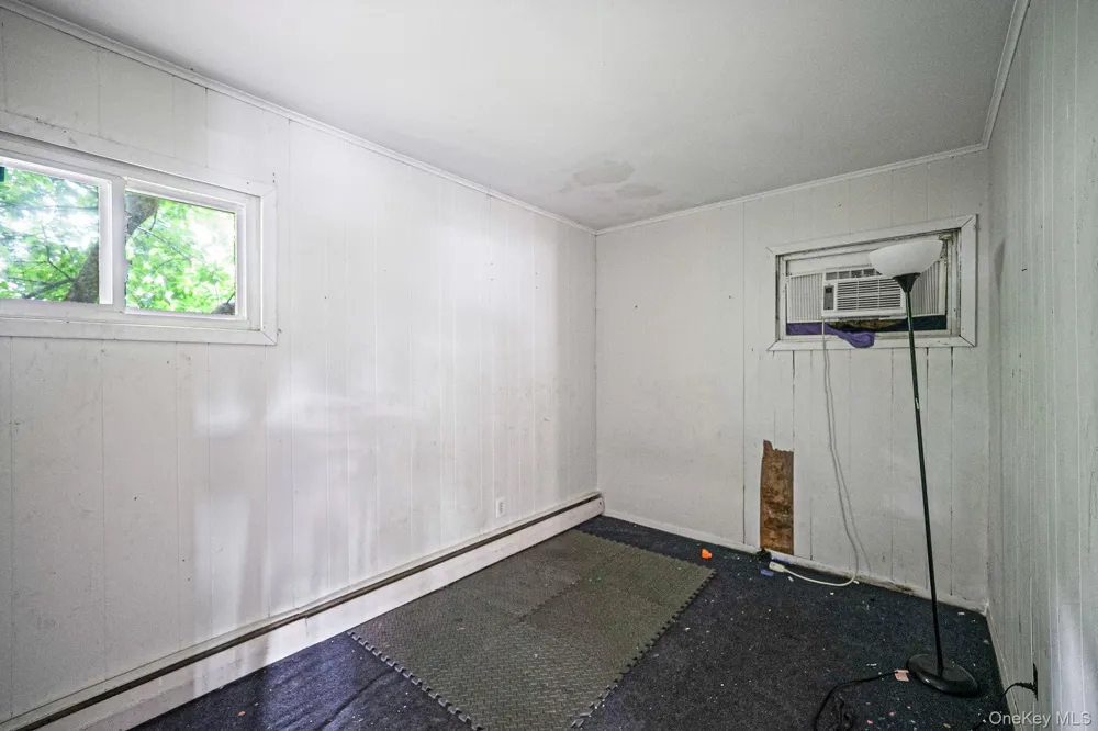 440 Clayton Street Central Islip, NY 11722