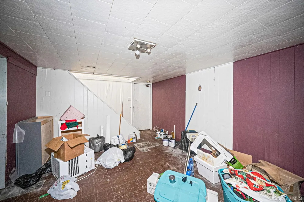 440 Clayton Street Central Islip, NY 11722