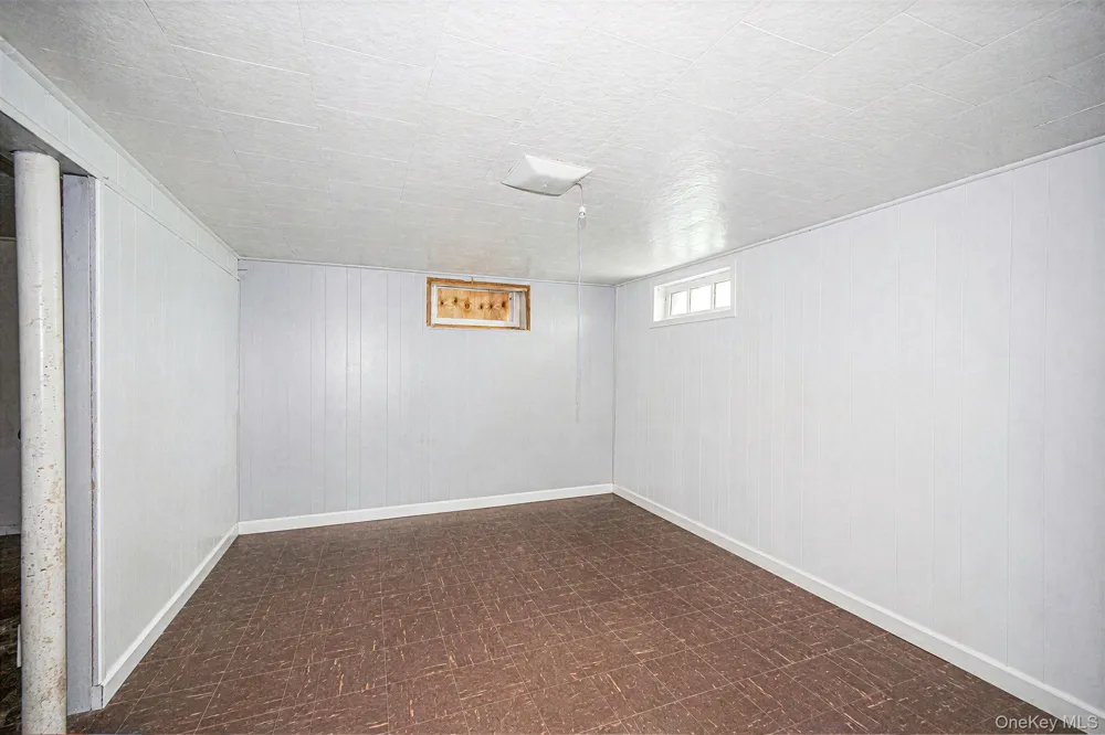 440 Clayton Street Central Islip, NY 11722