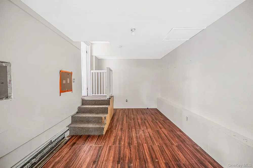 440 Clayton Street Central Islip, NY 11722