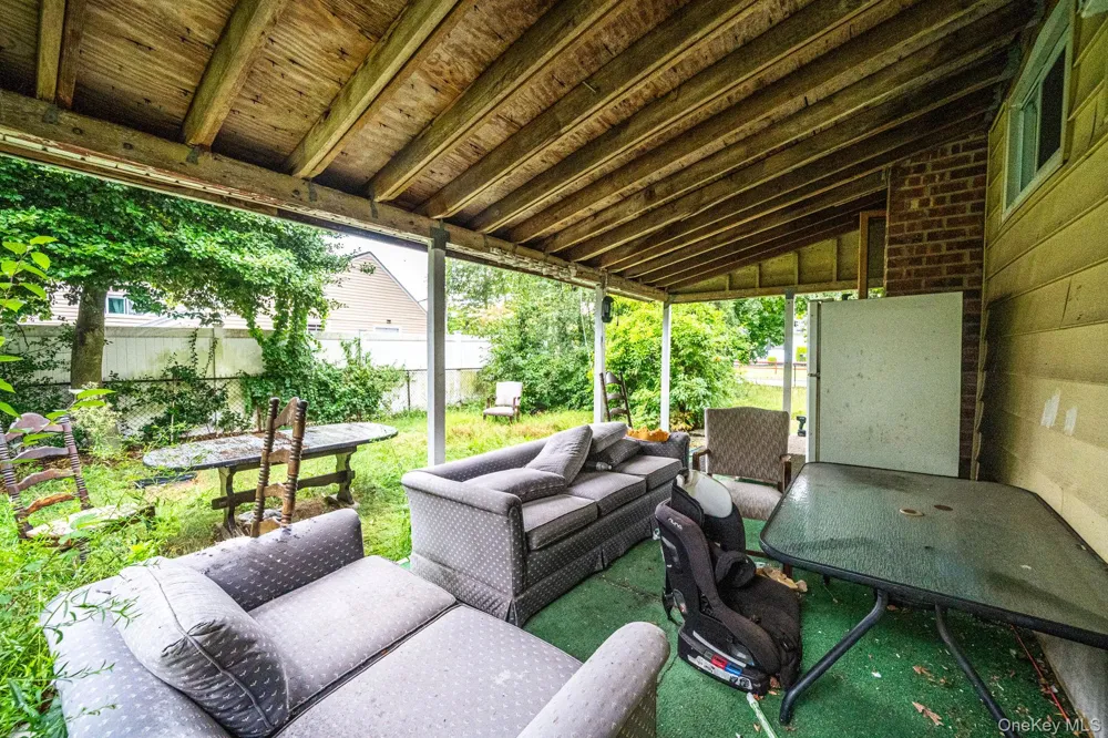 440 Clayton Street Central Islip, NY 11722