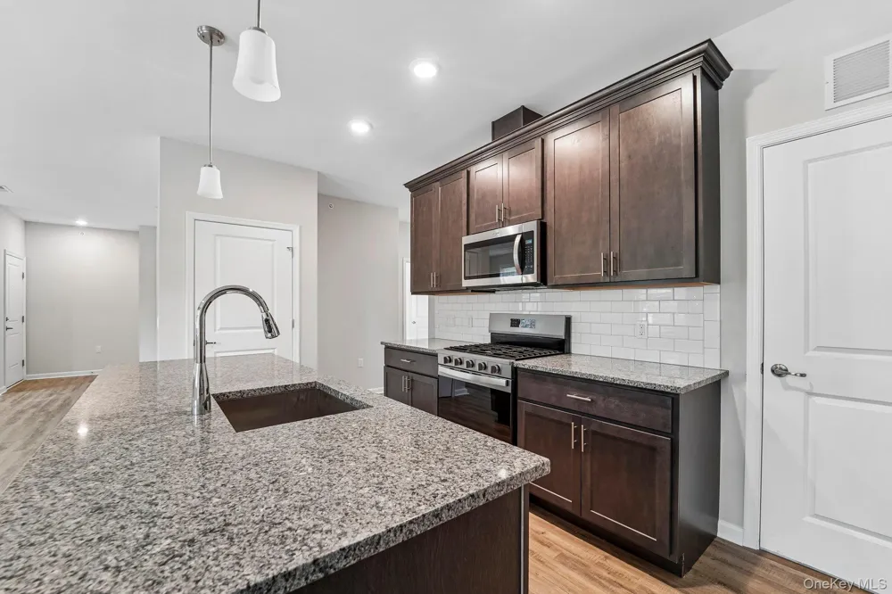 226 Tower Ridge Circle Middletown, NY 10941