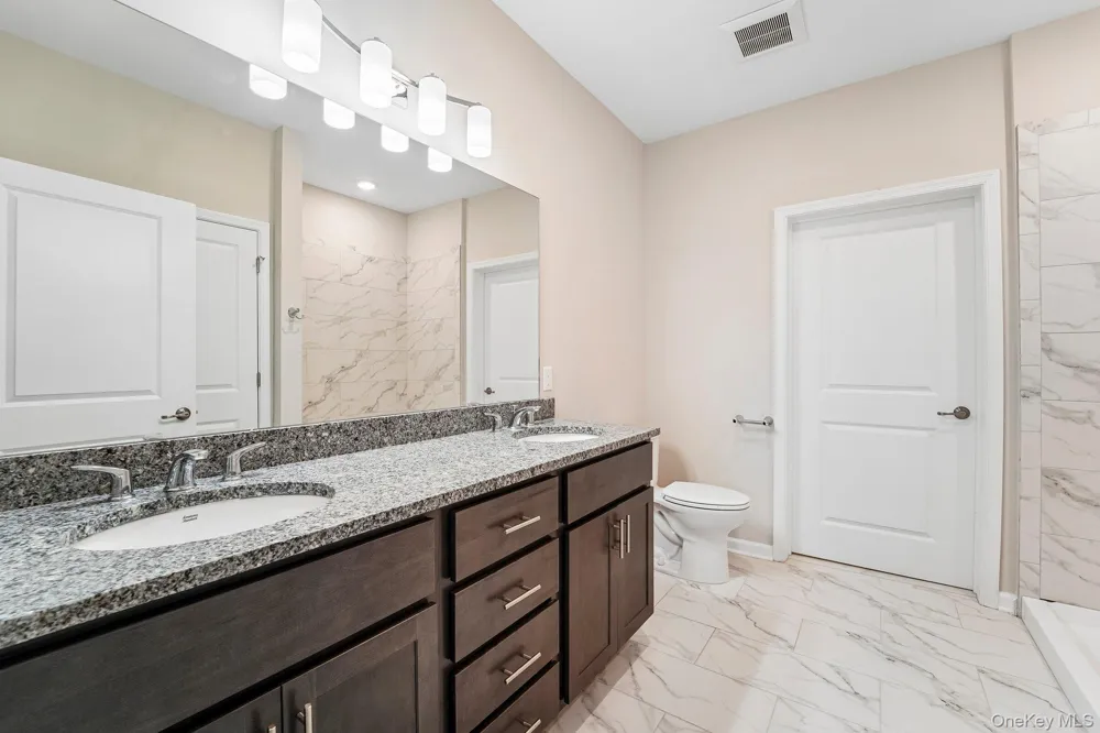226 Tower Ridge Circle Middletown, NY 10941