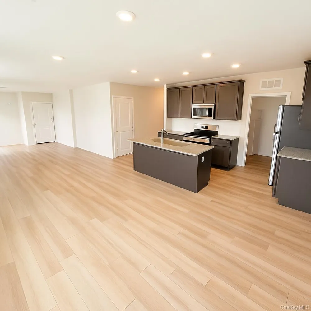 226 Tower Ridge Circle Middletown, NY 10941