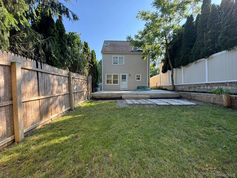 98 Magnolia Drive Rocky Point, NY 11778