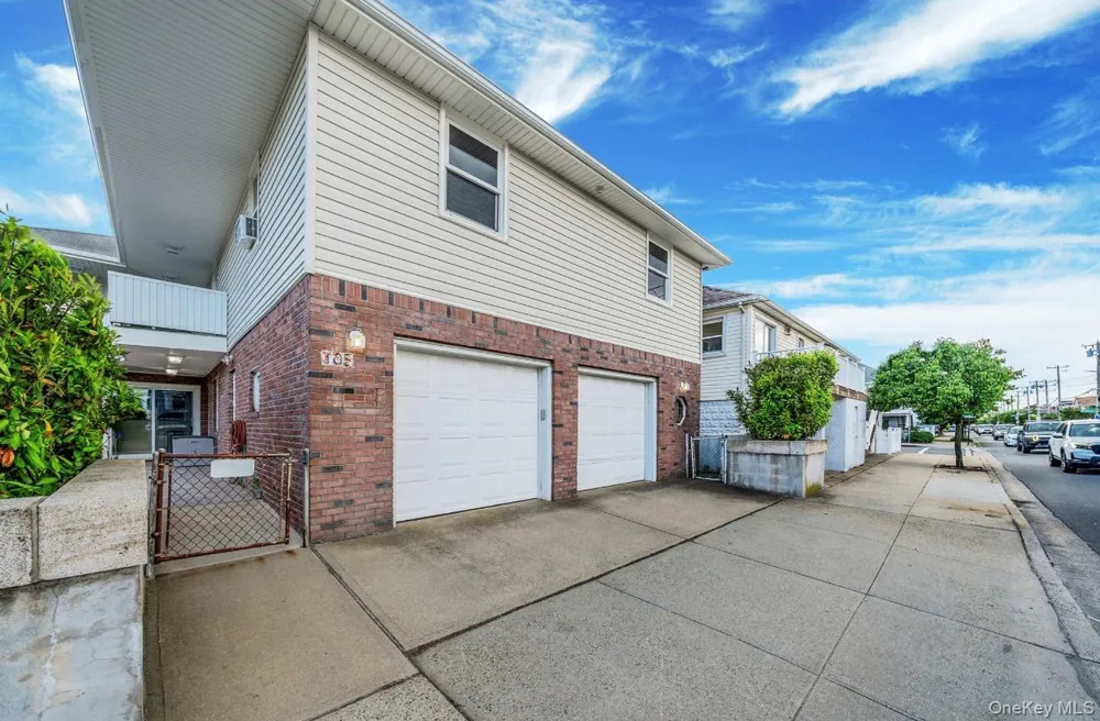 105 Vermont Street #Upper Long Beach, NY 11561